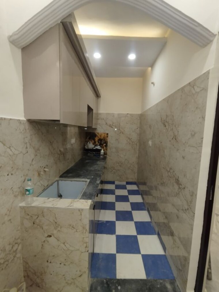 Kitchen, uttam nagar 2 Bedroom 50 Sq.Yd. Builder Floor In Uttam Nagar Delhi 9968370
