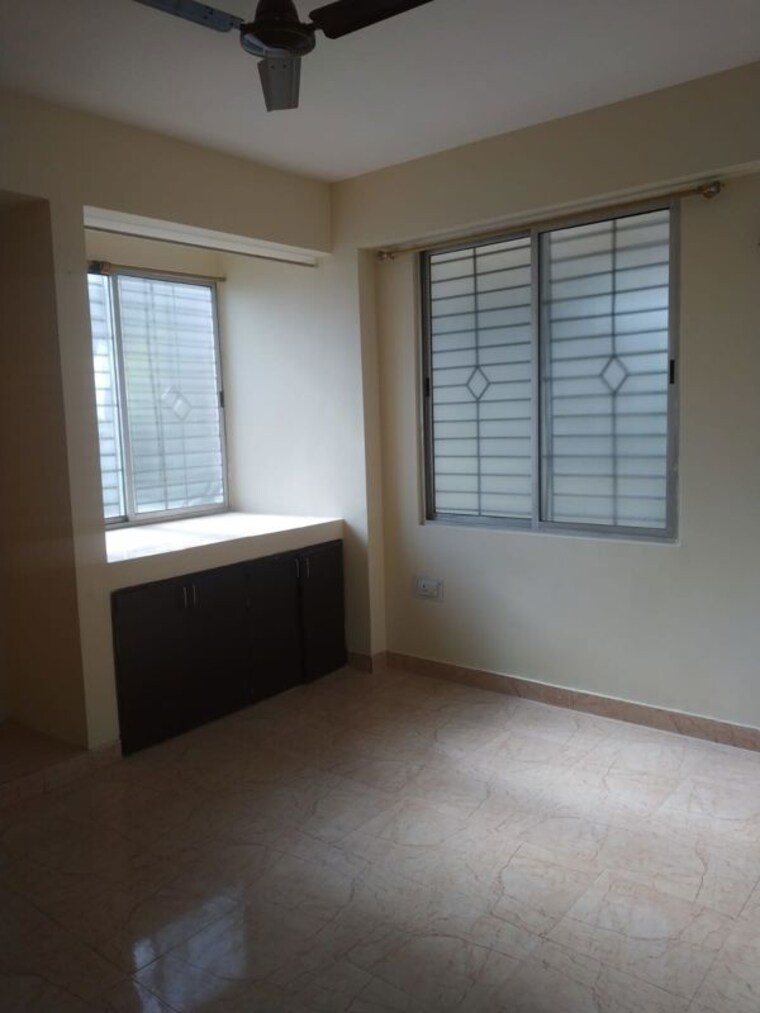 Room, bariatu 3 Bedroom 1600 Sq.Ft. Apartment In Bariatu Ranchi 9968325