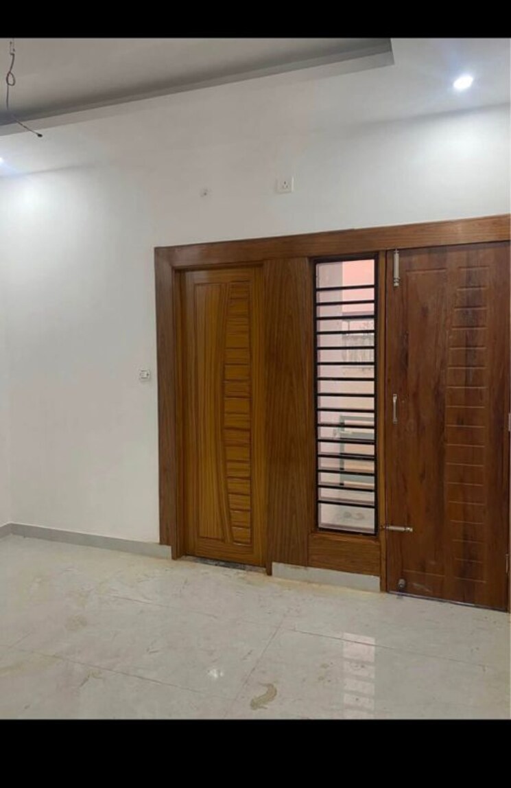 Room, rishi nagar 2 Bedroom 1200 Sq.Ft. Independent House In Rishi Nagar Dehradun 9968387