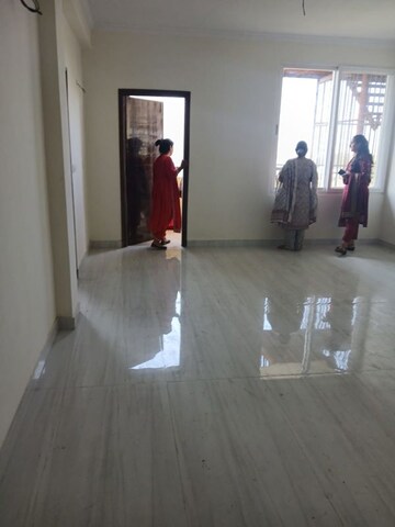 Room in 4 BHK Builder Floor at Prem Nagar – for Rent