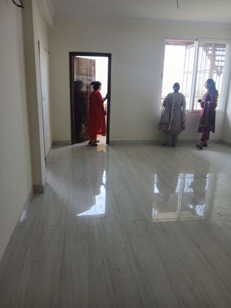 Room, prem nagar 4 Bedroom 2500 Sq.Ft. Builder Floor In Prem Nagar Dehradun 9968416