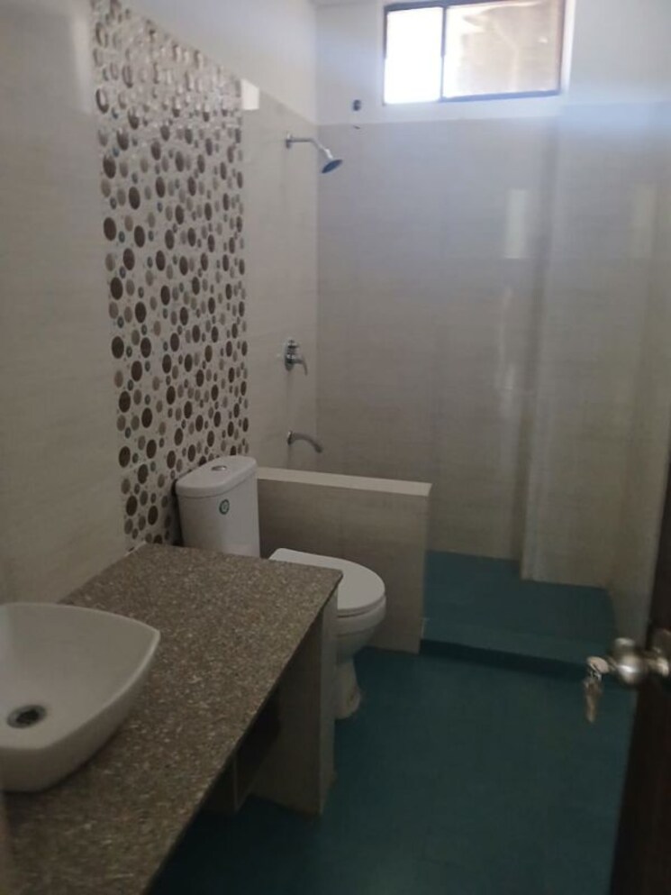 Bathroom, prem nagar 4 Bedroom 2500 Sq.Ft. Builder Floor In Prem Nagar Dehradun 9968416