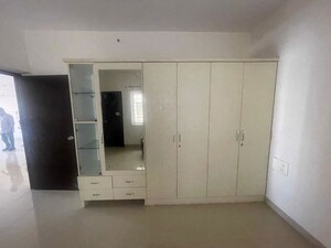 Room in 3 BHK Apartment at Ramky Towers, Gachibowli – for Rent