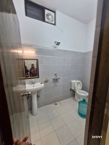 Bathroom in 3 BHK Builder Floor at Gms Road – for Rent