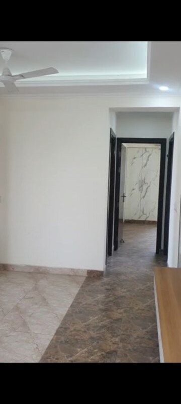 Room in 3 BHK Apartment at Rise Organic Homes, Mahurali – for Rent