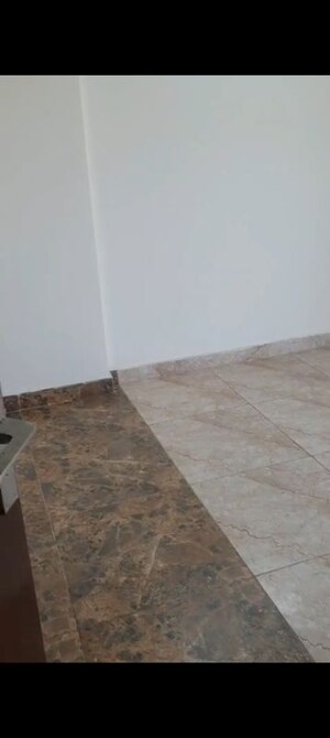 Room in 3 BHK Apartment at Rise Organic Homes, Mahurali – for Rent