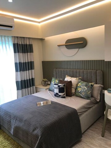 Bedroom in 3 BHK Builder Floor at Central Park Flower Valley, Sohna Sector 33 – for Sale