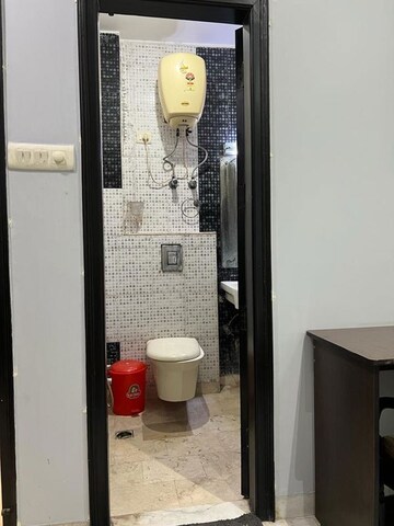 Bathroom in 6+ BHK Villa at Sector 71 – for Rent