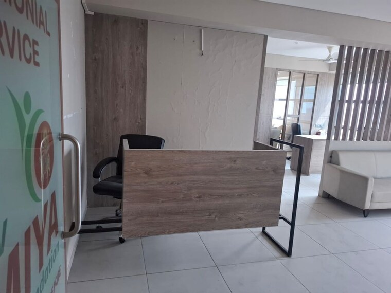 Bathroom, science city Commercial Office Space in IT/SEZ 1529 Sq.Ft. In Science City Ahmedabad 9968465