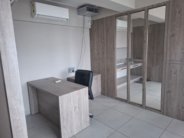 Kitchen, science city Commercial Office Space in IT/SEZ 1529 Sq.Ft. In Science City Ahmedabad 9968465