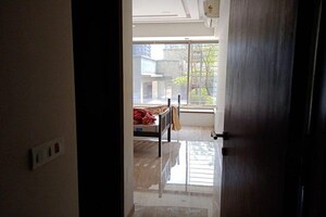 Room in 2.5 BHK Apartment at The Wadhwa The Address, Ghatkopar West – for Sale