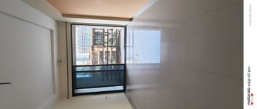 Room in 2 BHK Apartment at Navkar City, Naigaon East – for Rent