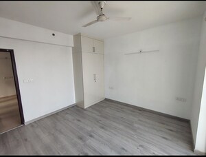 Room in 2 BHK Apartment at Hero Homes Gurgaon, Sector 104 – for Rent