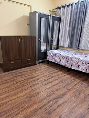 Studio Villa For Rent in Kurla Kamgar CHS, Kurla