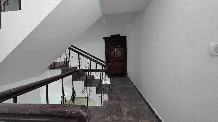 undefined, saket 3.5 Bedroom 3500 Sq.Ft. Villa In Saket Delhi 9968656