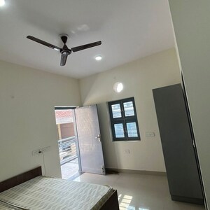 Furnished Amenities in 1 RK Builder Floor at DLF Arcade 68, Sector 68 – for Rent