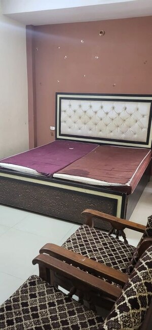 Bedroom in 1 BHK Builder Floor at Minarch Tower, Sector 44 – for Rent