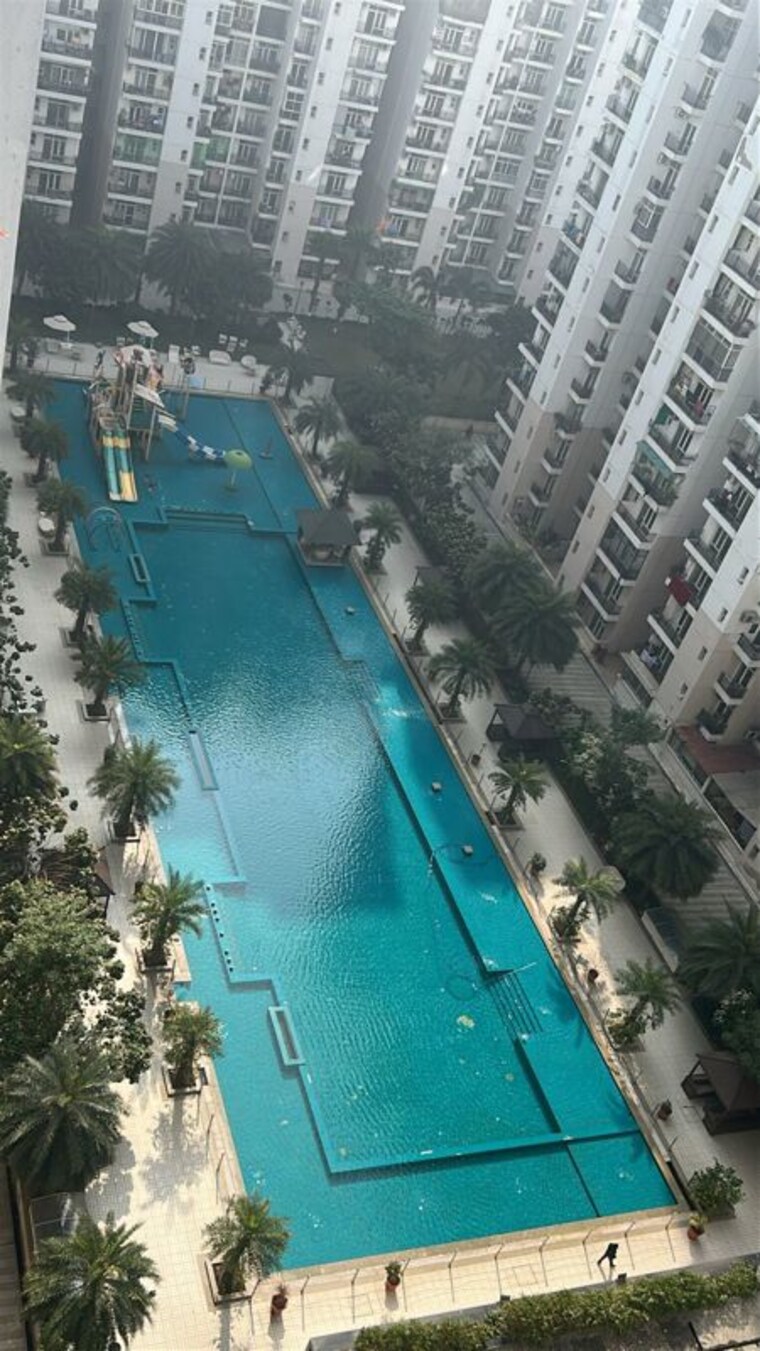 Swimming Pool, omaxe-residency 3.5 Bedroom 1750 Sq.Ft. Apartment In Gomti Nagar Lucknow 9966192