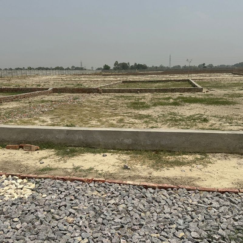 Plot For Sale in Gumgaon