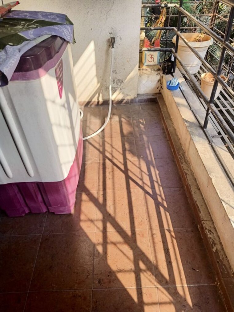 Balcony, tingre nagar 2 Bedroom 1100 Sq.Ft. Apartment In Tingre Nagar Pune 9968778