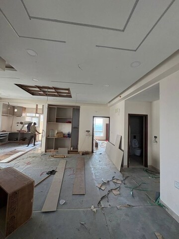 Parking in 3 BHK Apartment at Aurobindo Kohinoor, Serilingampally – for Rent