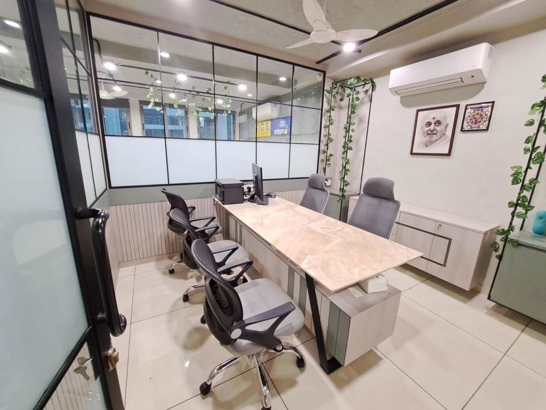 Office Space For Rent in Vastrapur
