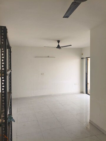Room in 2 BHK Apartment at Runwal Gardens Phase 2, Dombivli East – for Rent