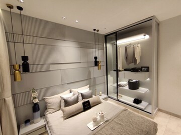 Team Area in 3 BHK Builder Floor at Sector 25 Yamuna Expressway – for Sale