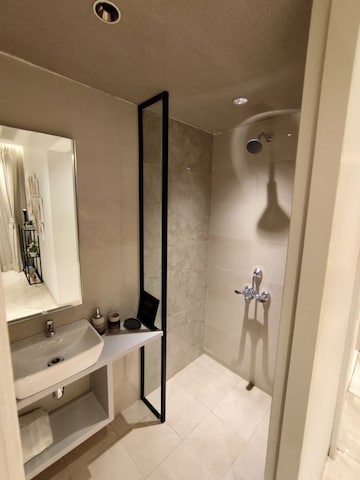 Bathroom in 3 BHK Builder Floor at Sector 25 Yamuna Expressway – for Sale
