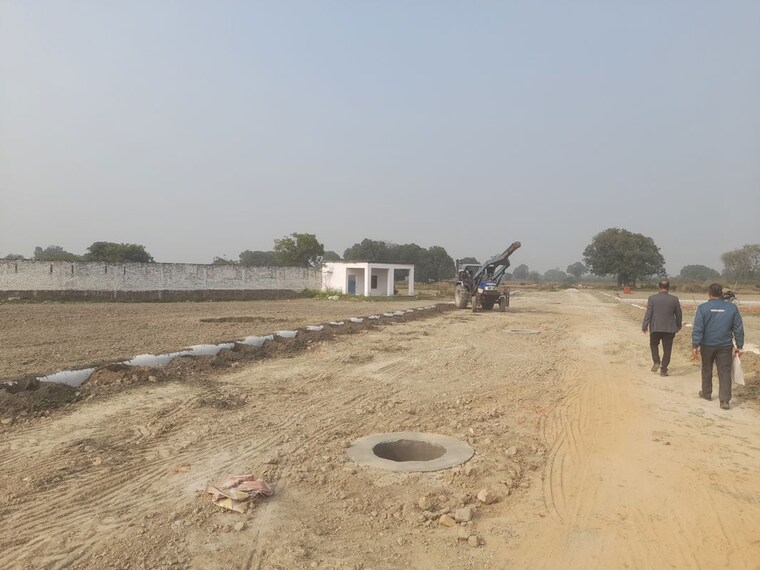 undefined, mohanlalganj  1600 Sq.Ft. Plot In Mohanlalganj Lucknow 9968821