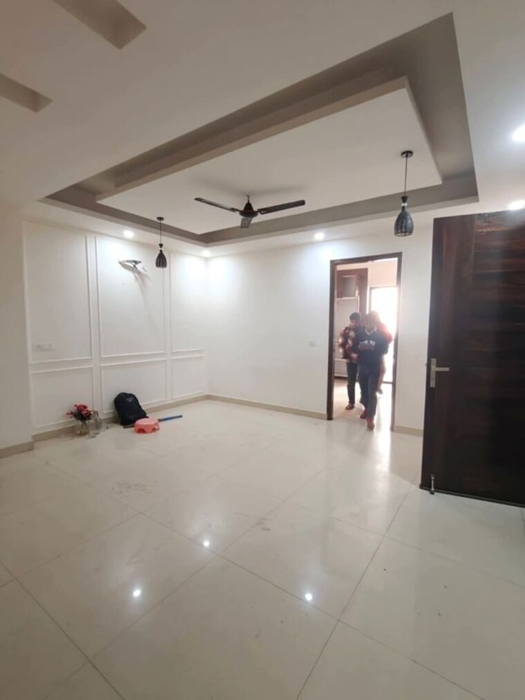 Room, sector 46 2 Bedroom 1350 Sq.Ft. Builder Floor In Sector 46 Gurgaon 9969005