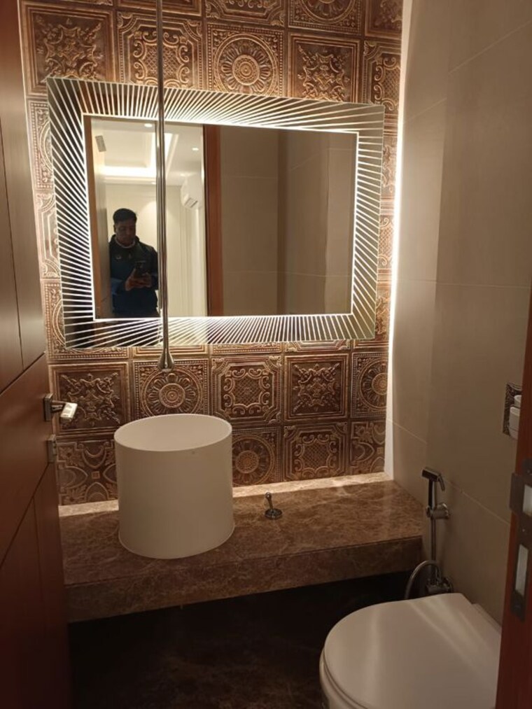 Bathroom, panchsheel enclave 3 Bedroom 265 Sq.Yd. Builder Floor In Panchsheel Enclave Delhi 9969017