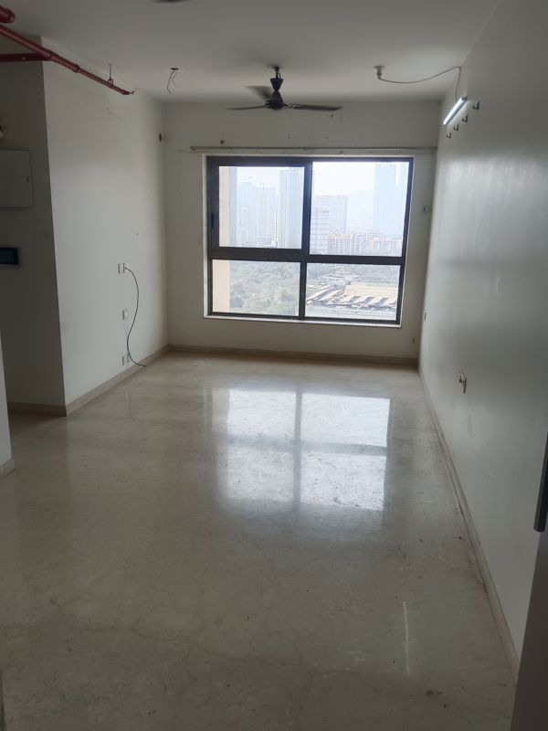 2 BHK Apartment For Rent in Kalpataru Paramount