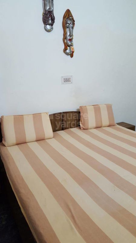 2 BHK + Pooja Room Independent House For Rent in Sector 16
