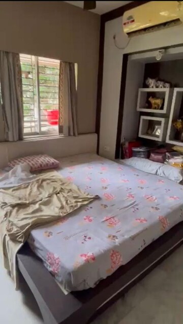 Bedroom in 3 BHK Apartment at Bikar Nivas, Bhawanipore – for Rent