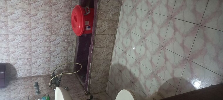 Attached Bathroom, ip extension 3 Bedroom 1600 Sq.Ft. Apartment In Ip Extension Delhi 9969309
