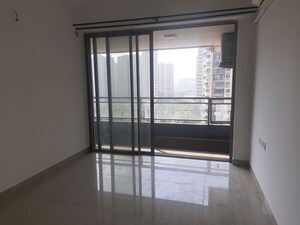 Room in 3 BHK Apartment at Wadhwa The Address Boulevard, Ghatkopar West – for Sale