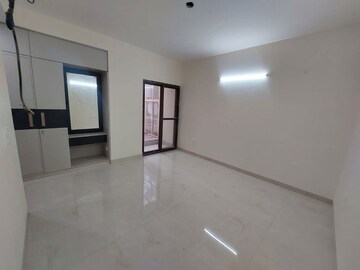 Room in 2 BHK Builder Floor at Sector Swarn Nagri – for Rent