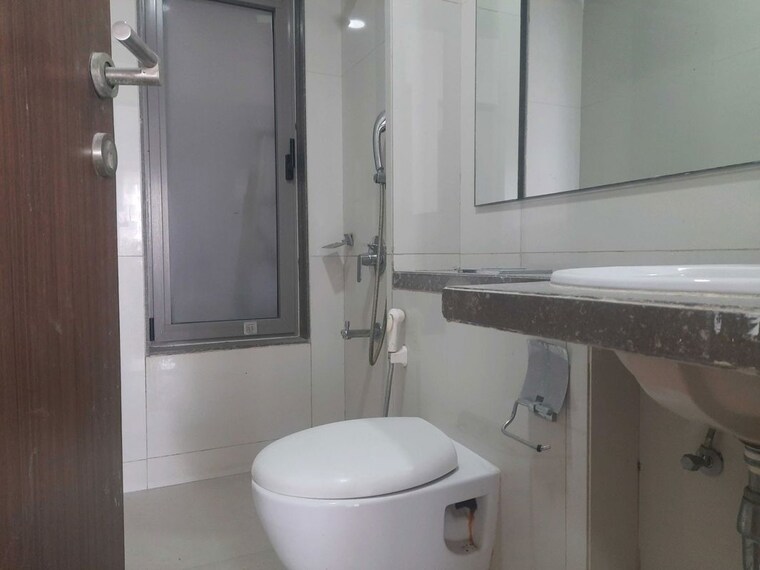 Bathroom, wadhwa-the-address-boulevard 3 Bedroom 1300 Sq.Ft. Apartment In Ghatkopar West Mumbai 9969313