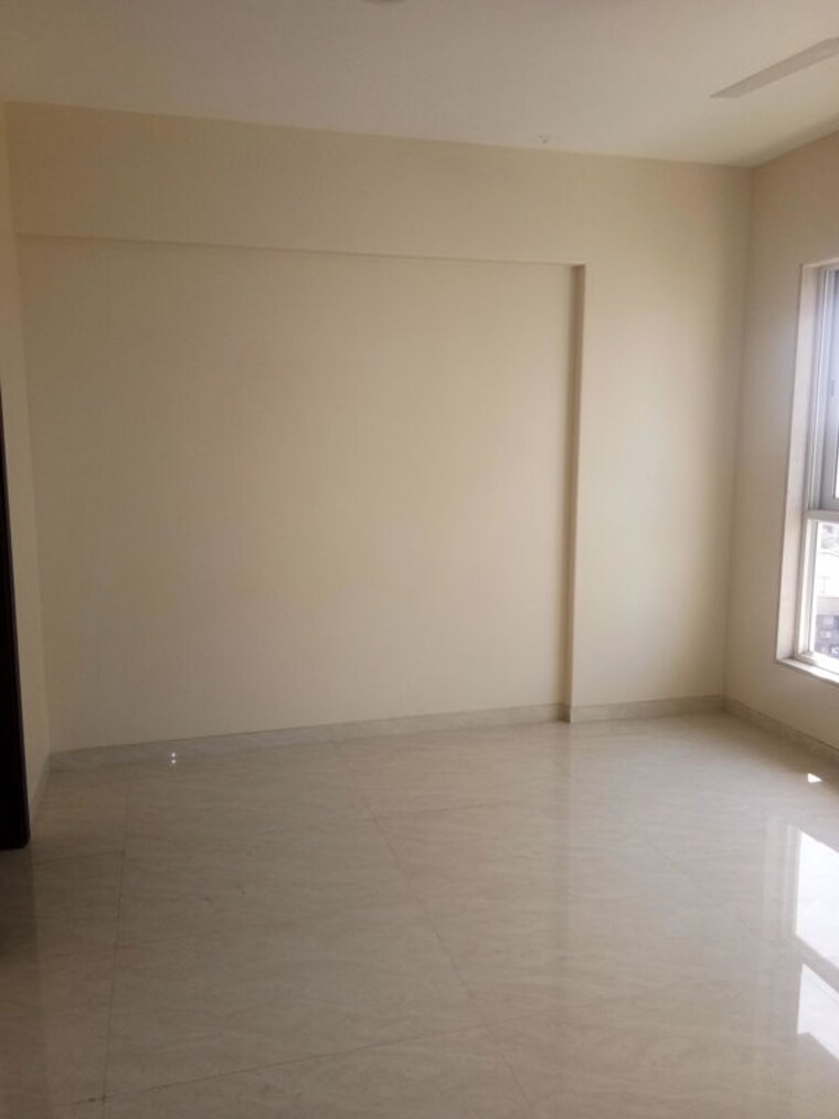 Room, supreme-19 2 Bedroom 840 Sq.Ft. Apartment In Lokhandwala Mumbai 9969258