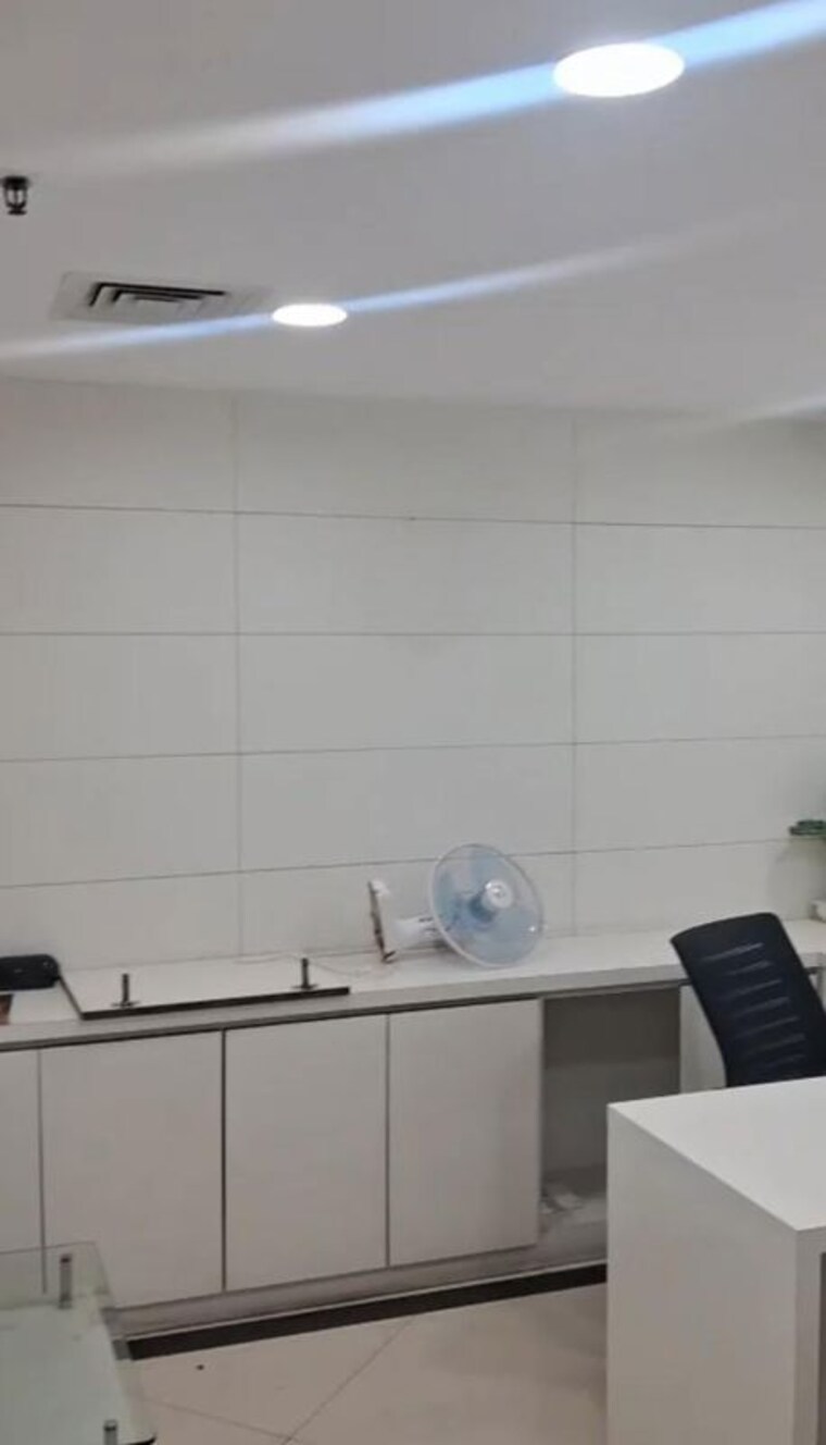 Bathroom, bbd bagh Commercial Office Space 1700 Sq.Ft. In Bbd Bagh Kolkata 9969323