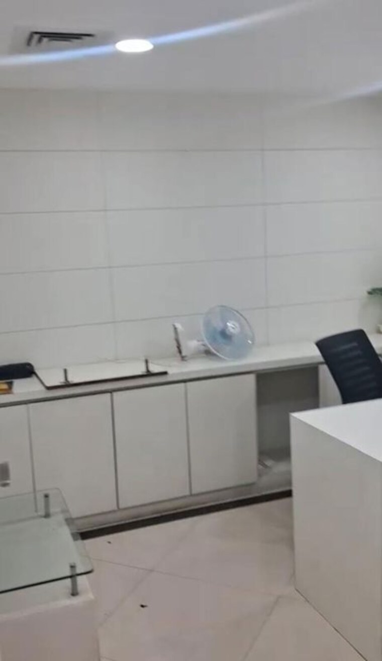 Bathroom, bbd bagh Commercial Office Space 1700 Sq.Ft. In Bbd Bagh Kolkata 9969323