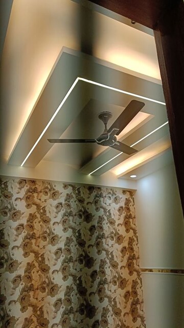 Furnished Amenities in 4 BHK Builder Floor at Shalimar Garden Extension I – for Sale