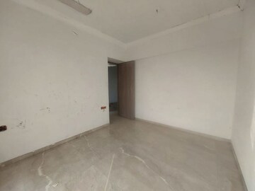 Room in 2 BHK Apartment at Crescent Silverwoods, Powai – for Sale