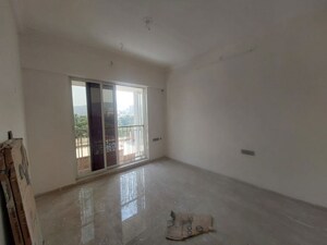 Room in 2 BHK Apartment at Crescent Silverwoods, Powai – for Sale