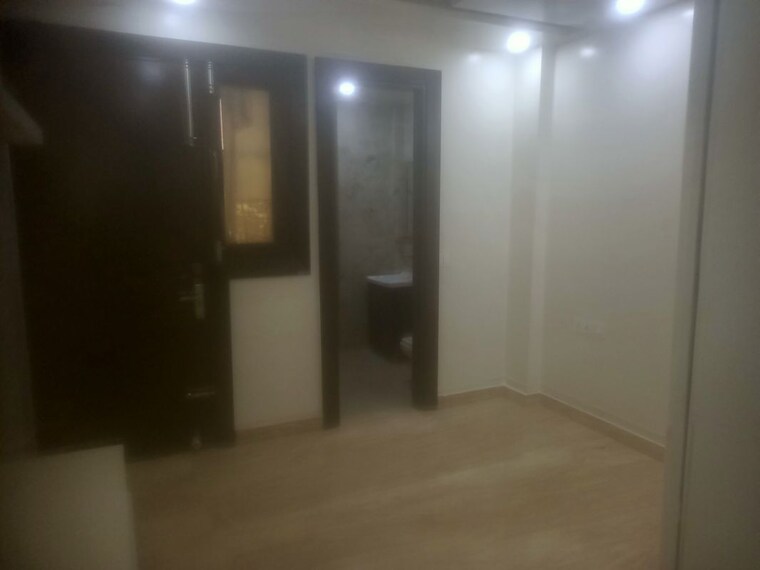Room, janakpuri 3 Bedroom 1345 Sq.Ft. Builder Floor In Janakpuri Delhi 9969397