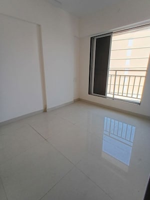 1 BHK Apartment For Rent in Malad East