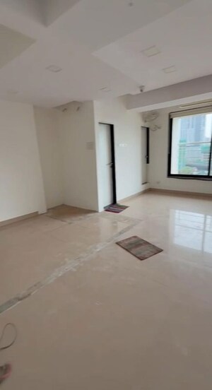  Office Space For Rent in Samarth Aishwarya, Andheri West