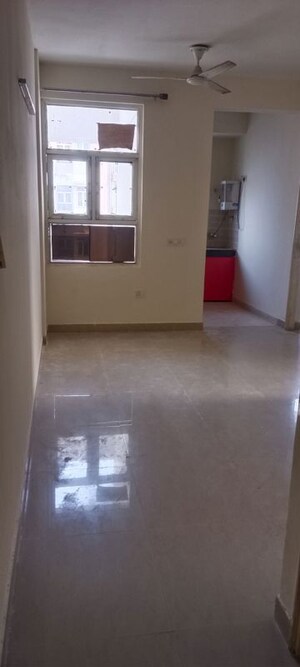 Room in 2 BHK Apartment at Shree Vardhman Mantra, Sector 67 – for Rent