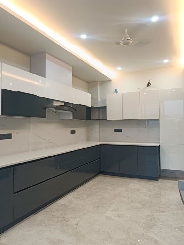 Kitchen, unitech-south-city-ii 4 Bedroom 2000 Sq.Ft. Builder Floor In Sector 50 Gurgaon 9969435